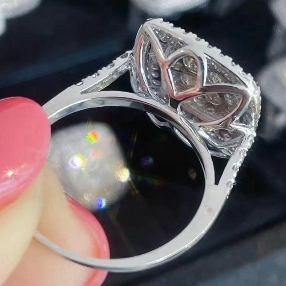 Princess Alexandra Elegant Silver Women's Ring - Picture 5 of 5